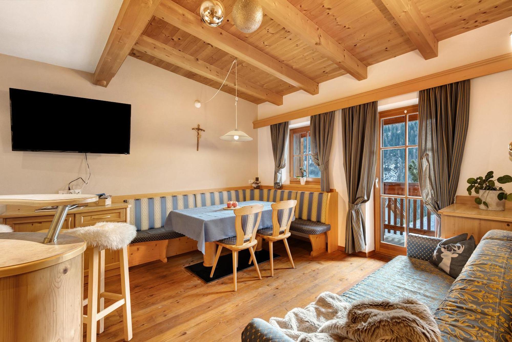 Maierhof Villa La Valle Bagian luar foto